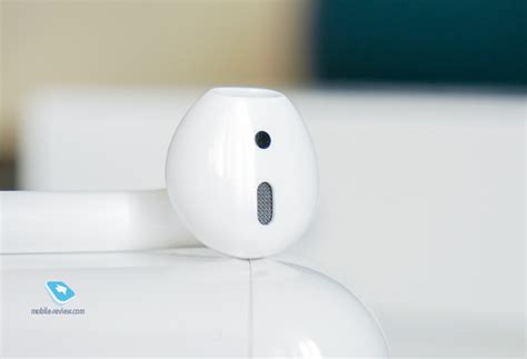 Mobile-review.com Впечатления от Apple AirPods второго поколения