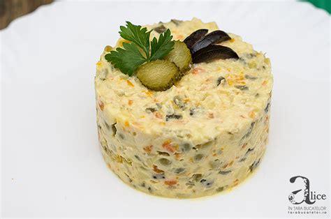 Salata Boeuf cu piept de pui - Retete culinare din Tara bucatelor