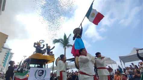 El Desfile Del 113 Aniversario De La Revolución Mexicana Se Realiza Por El Malecón De Mazatlán