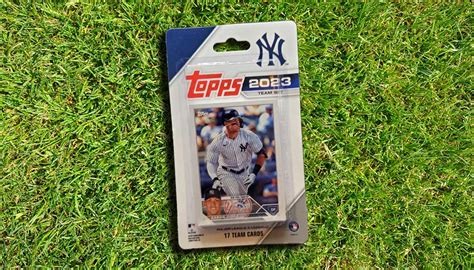 Topps Chrome Sapphire Baseball Checklist Teams Box Info