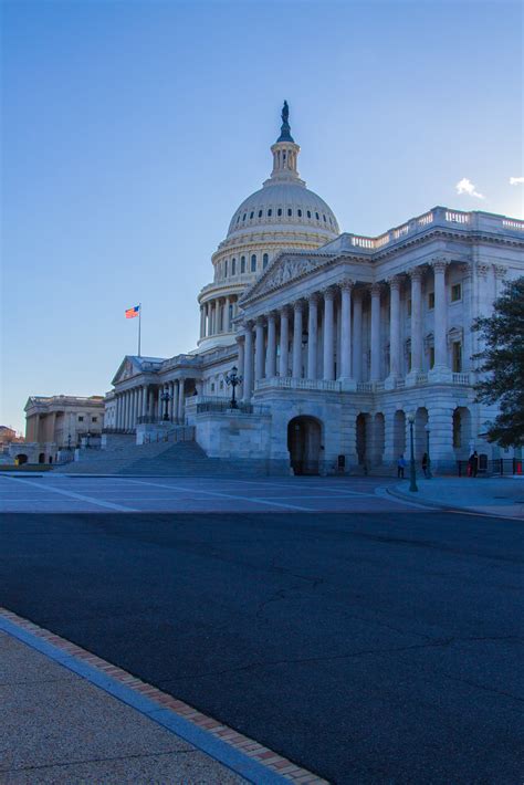 Backlit Capitol The Back Of The United States Capitol Face Flickr