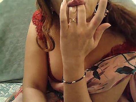 HotyRose Naked Stripping On Cam For Live Sex Video Chat CamStripper