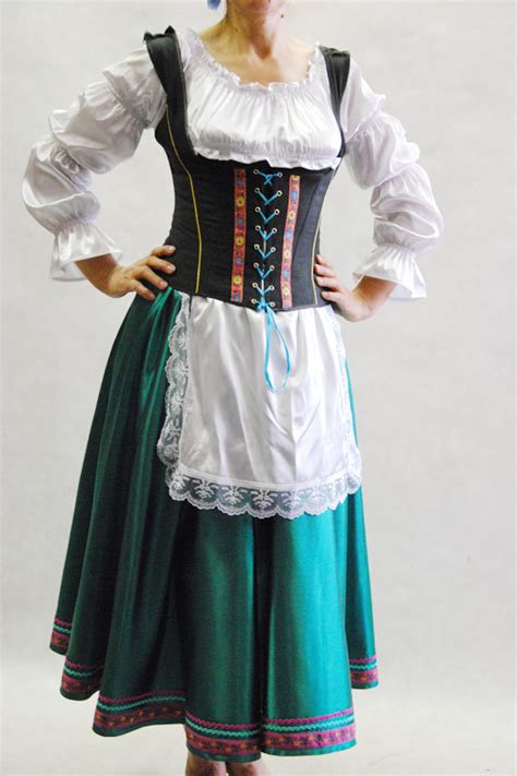 БАВАРСКИЕ НАЦИОНАЛЬНЫЕ КОСТЮМЫ В МОСКВЕ. Прокат баварских народных ...