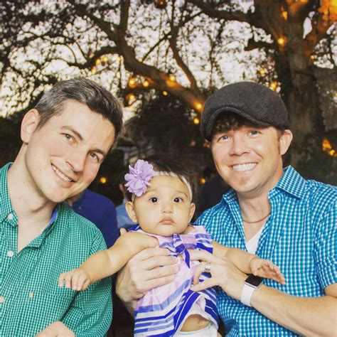 Un padre gay nos enseña como afecta la homofobia a las familias homoparentales Oveja Rosa