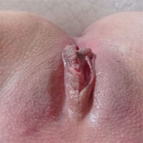 Masturbating My Pussy With A Bottle Of Lube To Orgasm Depravedminx XHamster