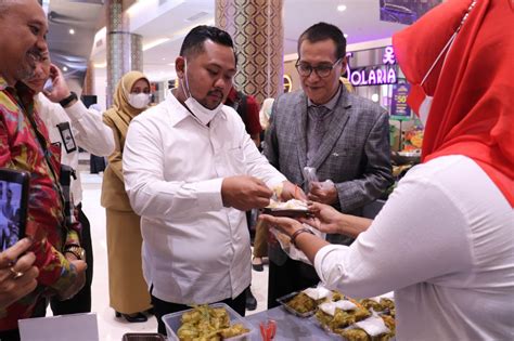 Pasar Djadoel Grissee Hadirkan Jajanan Khas Gresik Di Era Modern