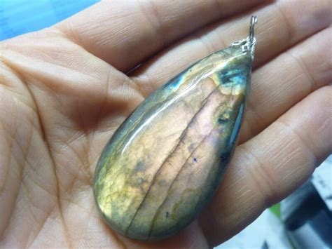 Massif Pendentif Protection Labradorite Ref