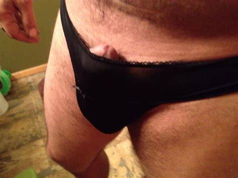 Peaking Nudes Men In Panties NUDE PICS ORG