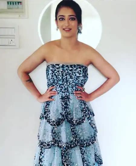 Akshara Haasan Top Hot And Bold Pics