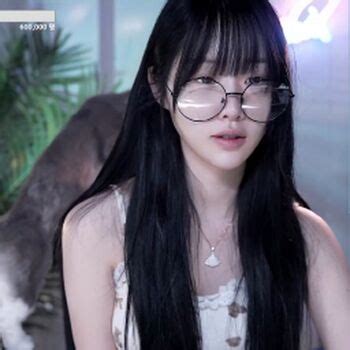 Han Kyung Seonuw Woohankyung Nude OnlyFans The Fappening Plus