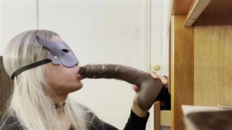 Sissy Sucks And Deepthroats Huge BBC Shemale Amateur Porn Feat LizzyTheLatinaSissy XHamster