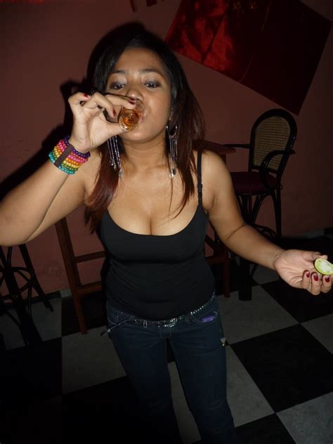 Bangkok Street Hookers Paid To Fuck An Swedish Tourist Porn Pictures Xxx Photos Sex Images