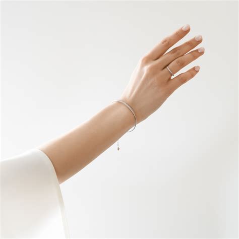 Браслет из белого золота с фианитами, цена. 34 953, арт. 244492 ...