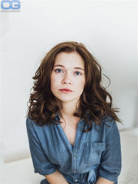 Farina Flebbe Nude Pictures Onlyfans Leaks Playboy Photos Sex Scene