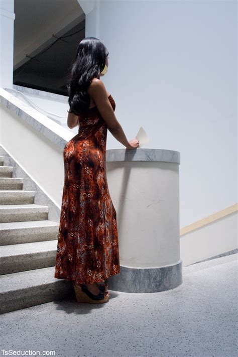 TS Seduction Performed By Dean Strong Sexy Jade Porn Pics CoedCherry