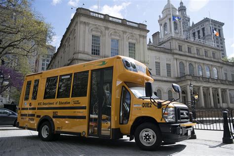 City’s commitment to electric school bus fleet has Queens leaders