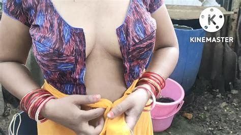 Indian House Wife Showing Nude Bathing In Hindi Porn Feat Anita Yadav Xhamster