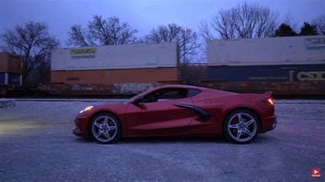 Red Mist 2021 Chevy Corvette Reveals Its Secrets Reviewer Even Tries The Frunk Autoevolution