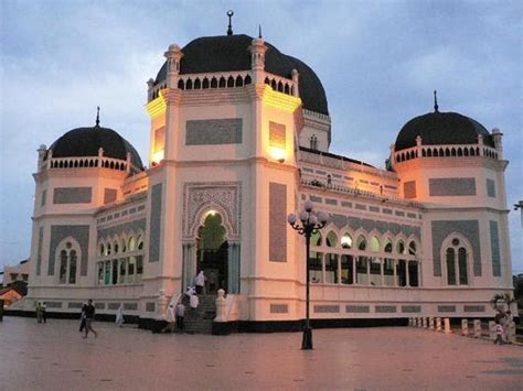 Masjid Al Mashun 1906 1909 Masjid Agung Medan My Inzpiration