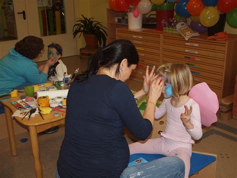 Fasching Kinderschminken Villa Kunterbunt Karlstein