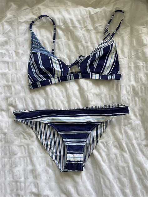 Tigerlily Bikini Set Bottoms Are Reversible Depop