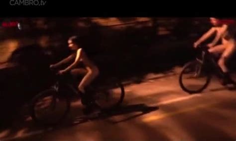 Riding Our Bike Naked Through The Streets CamStreams Tv