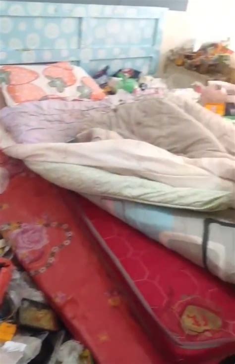 Hot girl bị tố ở bẩn kinh hoàng Phòng ngập trong rác bồn cầu không dội nước tiền nhà thì quỵt