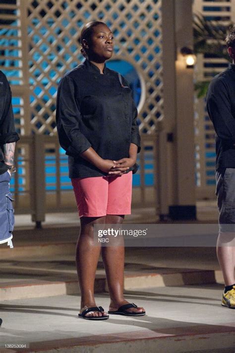 6 Hot Sexy Tiffany Derry Bikini Pics