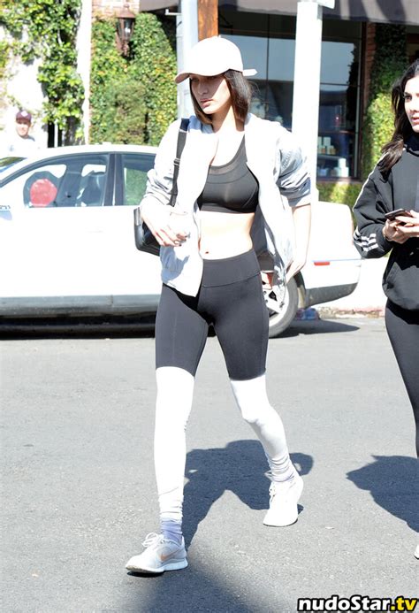 Bella Hadid Aaliyahhadid Bellahadid Nude OnlyFans Photo