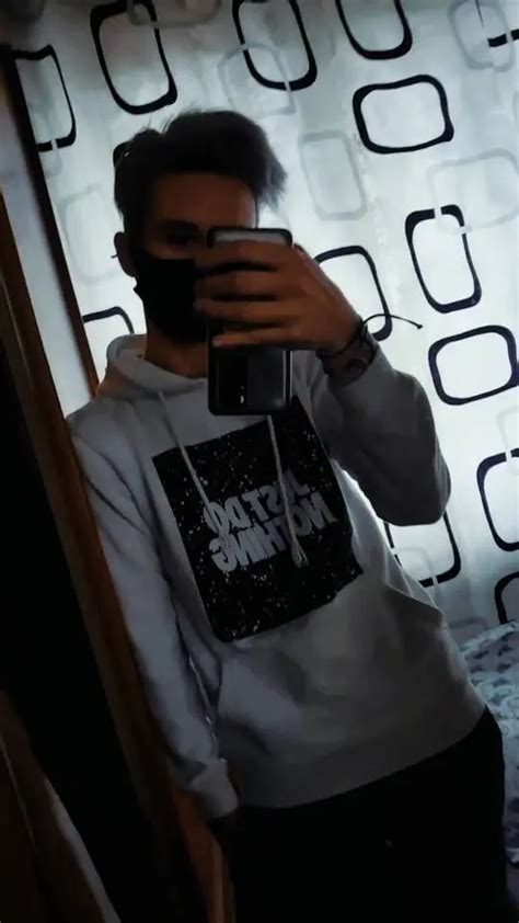 I Wish I Could Be Naked All Saturday Scrolller