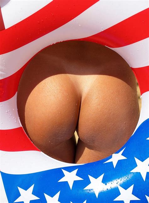 Alina Boyko Nude In Playboy Portugal Vol 2 Free Playboy Picture Gallery At Elite Babes