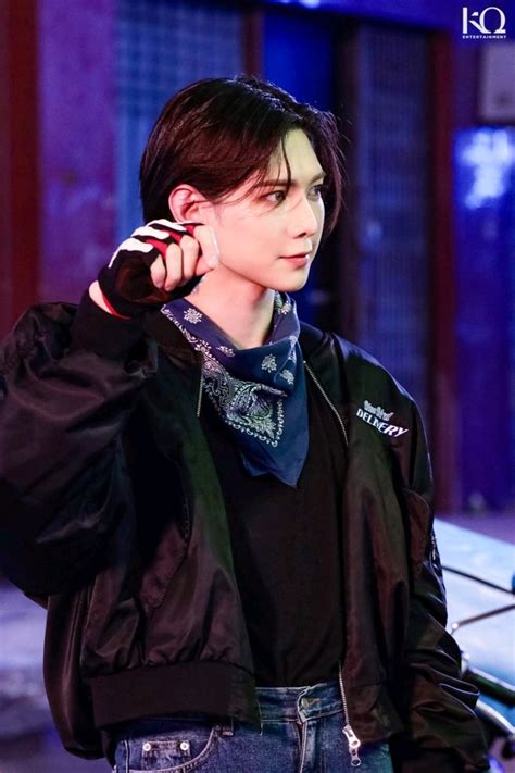 Weibo Update Ateez Bouncy K Hot Chilli Peppers Mv Behind Photos Ateez Kim