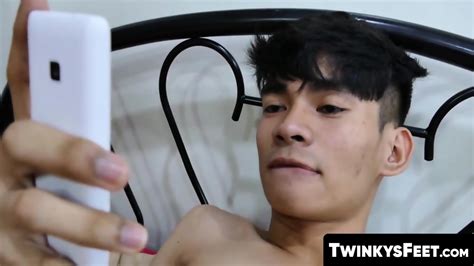 The Smell Of His Own Feet Makes Him Want To Fuck Himself With His Hard Cock