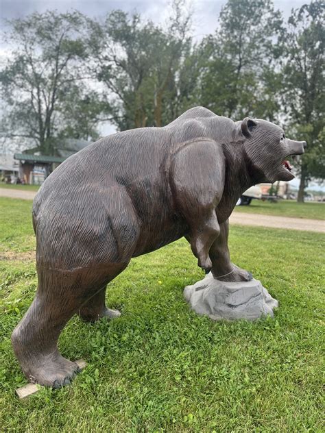 Bear - Larger than life size Grizzly (Giant Size) with natural coloring!