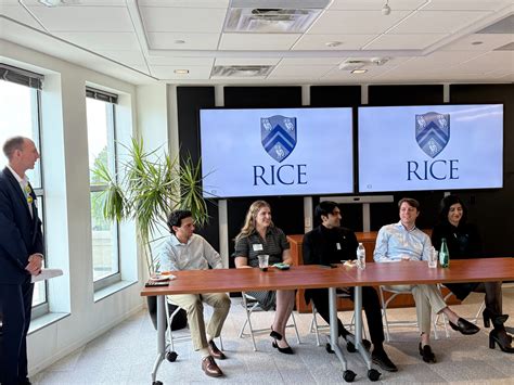 Light rail expansion will connect rice university to houston 19