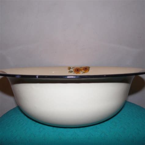 Таз Эмалированный – купить в Ставрополе, цена 600 руб., дата размещения ...