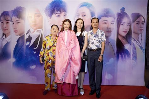 L Nh I N T I Nhan S C C C Th Nh Vi N Trong Gia Nh Hot Girl Midu G Y S T