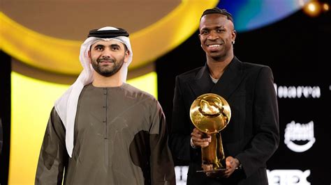 Vinícius Júnior brilla en los Globe Soccer Awards el Real Madrid