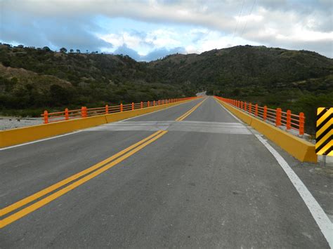 Gobierno Entrega Carretera Padre Las Casas Guayabal En Azua