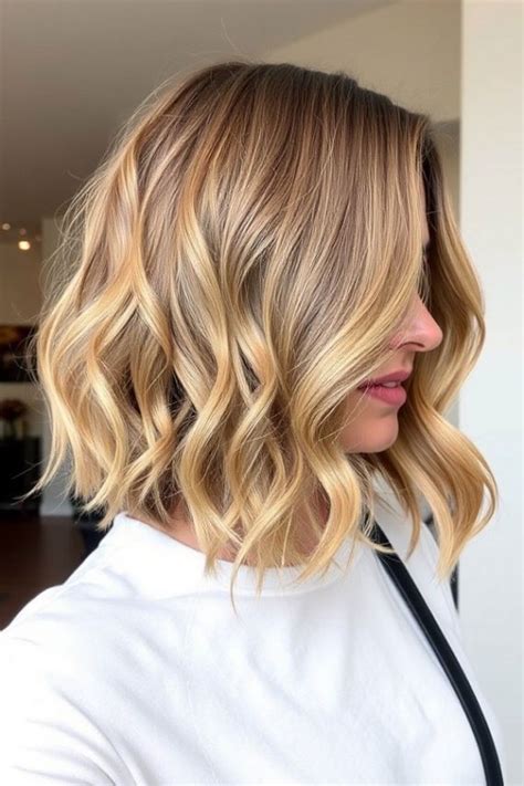 50 Wavy Lob Haircuts For Effortless Glamour Golden Blonde Textured Lob