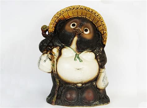 Buy Tanuki, Japanese Ceramic Statue, Authentic Japanese Antiques and Collectibles for Sale, 23010068