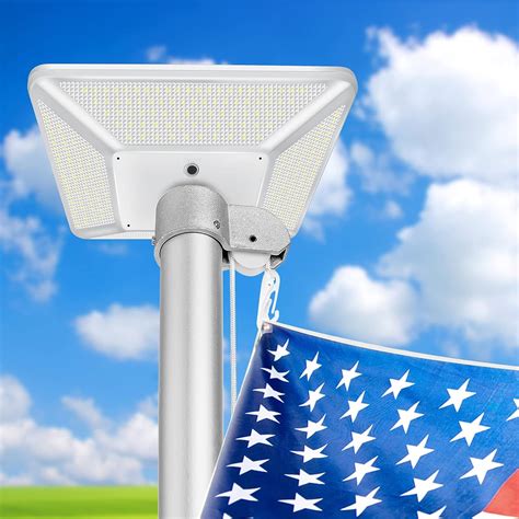 Amazon RAYSLIT Flag Pole Light Solar Powered 2835 Lumen Flag