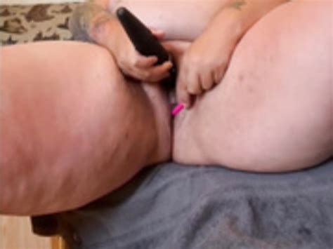 Love Emily Nude And Cumming