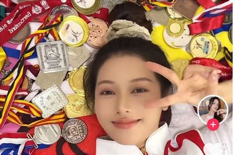 Hot Girl Th D C Trung Qu C B N M V Ng Video G I C M Tu I Tr Online