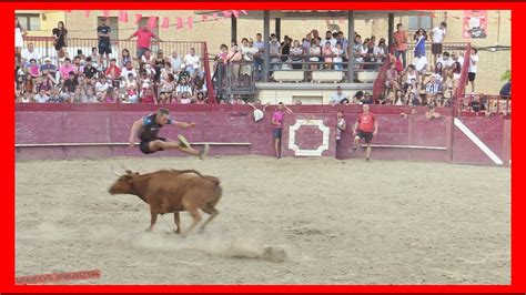 ARGUEDAS NAVARRA TARDE VACAS EN PLAZA SABADO 12 AGOSTO 2023