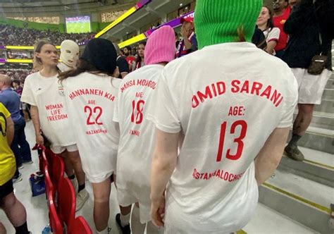 Pussy Riot protestiert bei Fußball WM für Frauen im Iran WM 2022 in Katar derStandard at Sport