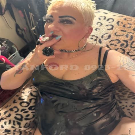 Free Smoking Porn Photo Galleries Xhamster