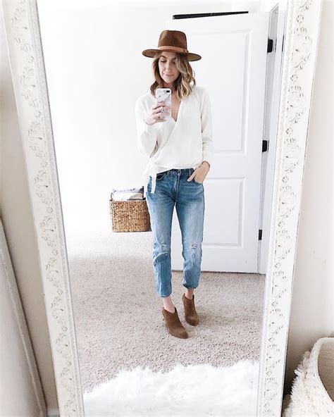 Levis Denim Wrap Sweater Outfit Felt Hat Style Mom Style