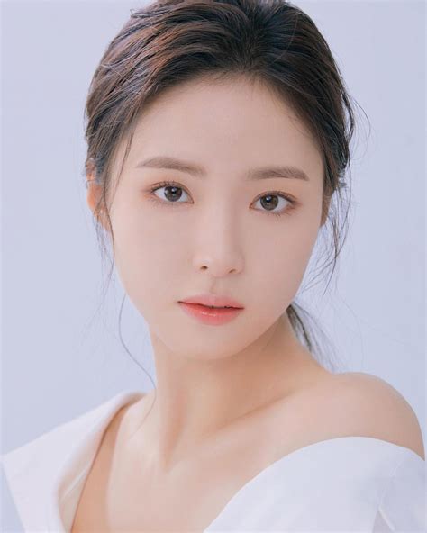 Shin Se Kyung Banila Co Commercial Photos 2020 • Celebmafia