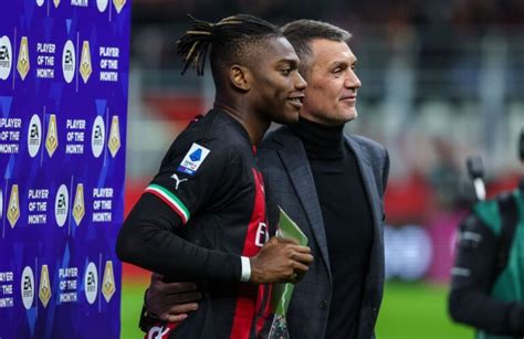 Leao Le Prime Parole Dopo L Addio Di Maldini Persona Esemplare Con